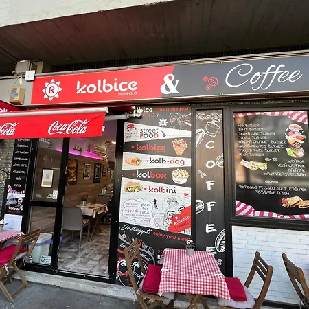 Buda Downtown Apartments Апартаменты *