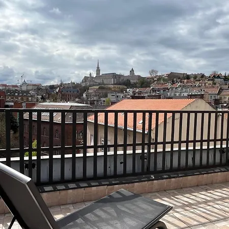 Buda Downtown Apartments Central * بودابست
