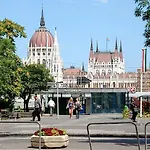 Buda Downtown