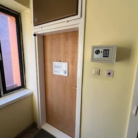 Buda Center Apartments *